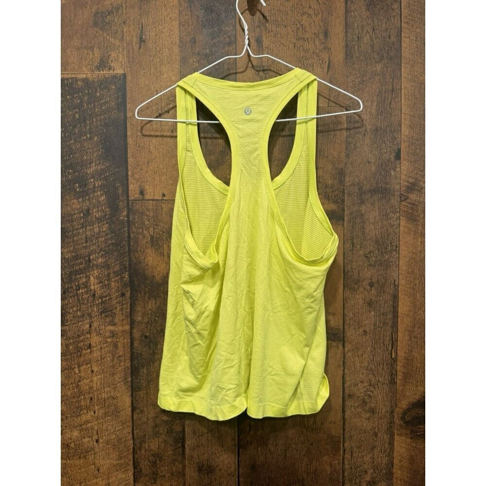 Lululemon Swiftly Tech Racerback Short Yellow Size 12 EUC - Picture 2 of 3